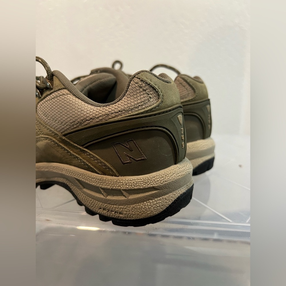 New Balance Green Athletic Shoes with Rugged Design hiking boots - Picture 2 of 13